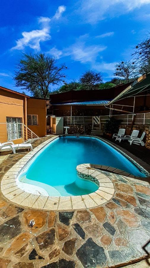 Yoieli Guest House Windhoek Ngoại thất bức ảnh